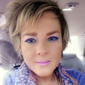 Linqueen, Lexington, single women